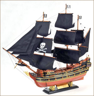 Модель пиратского корабля