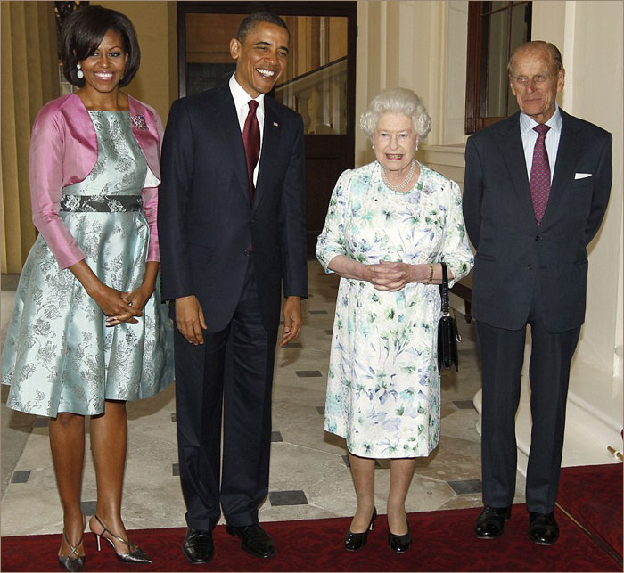 Мишель и Барак Обама встречаются с Королевой Великобритании